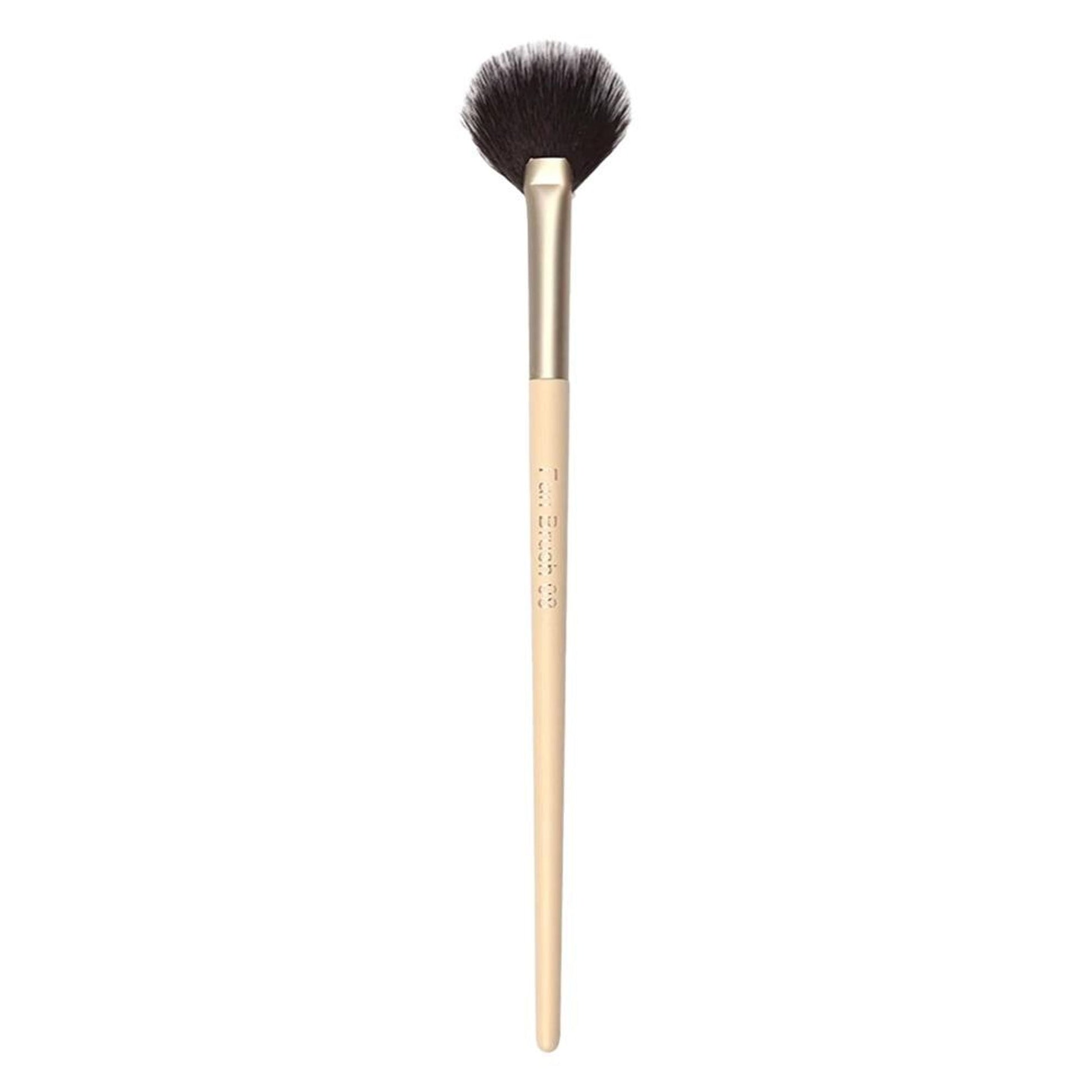 Milagro Beauty Fan Brush 08