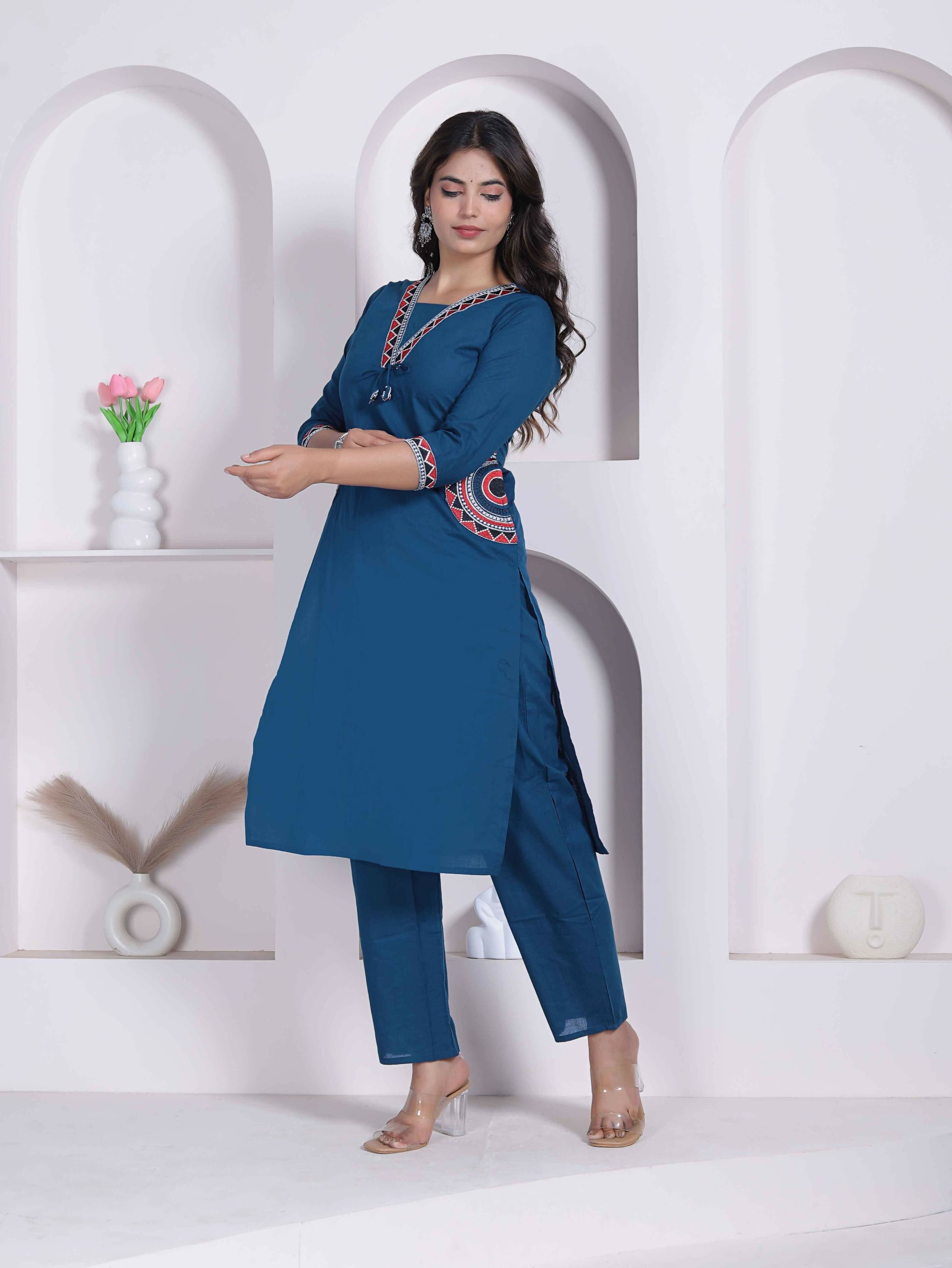 Miravan Womens Blue Straight Kurta With Palazzo Set