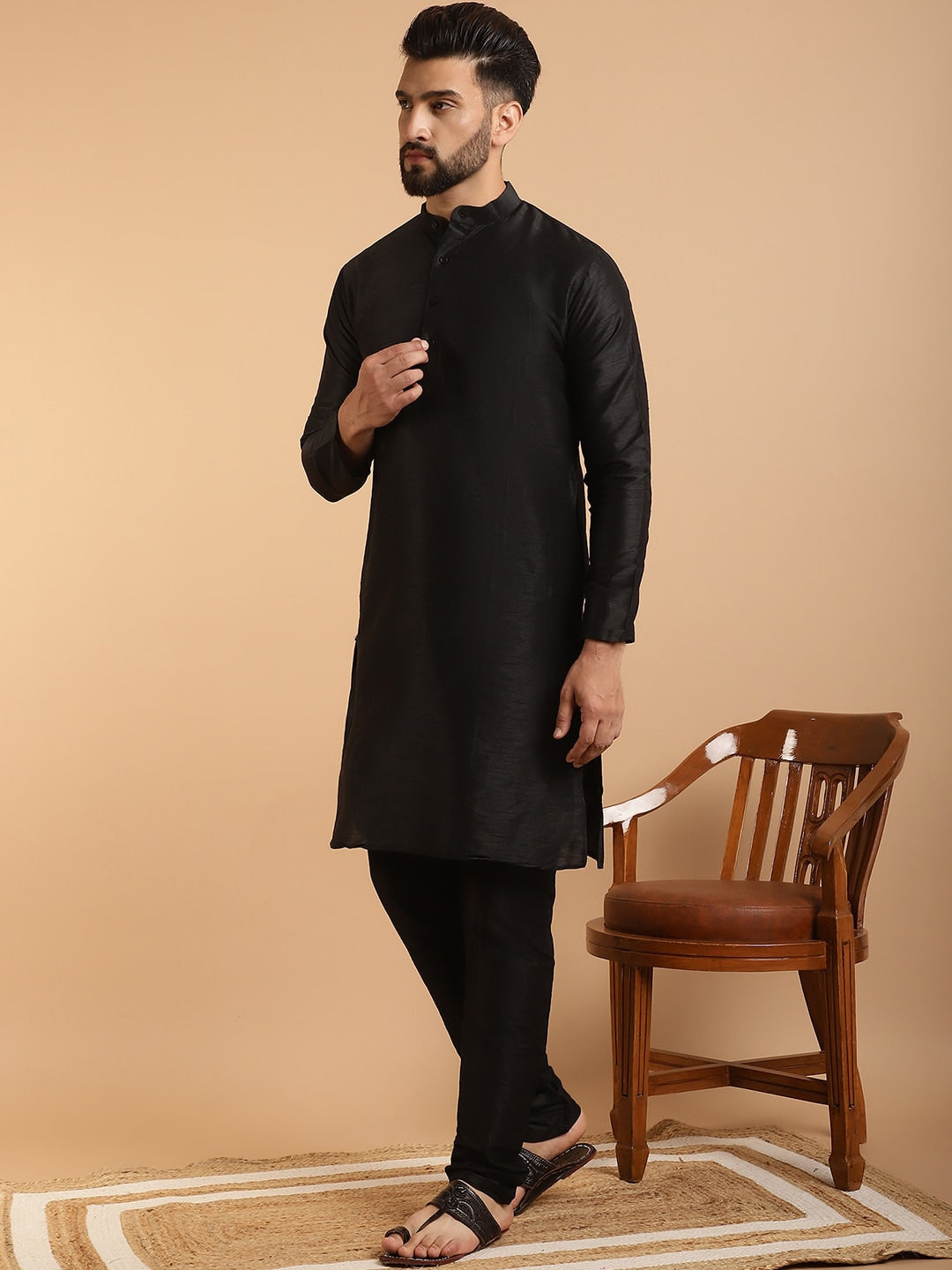 Sojanya Band Collar Regular Kurta & Churidar With Nehru Collar 