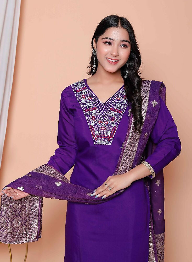 Miravan Womens Purple Muslin Straight Kurta And Palazzo With Dupatta Suit Set