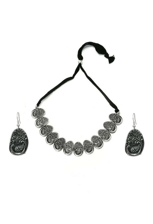 Mominos Fashion Johar Kamal Oxidised Silver-Plated Brass Finish Choker For Women - Grab2buy