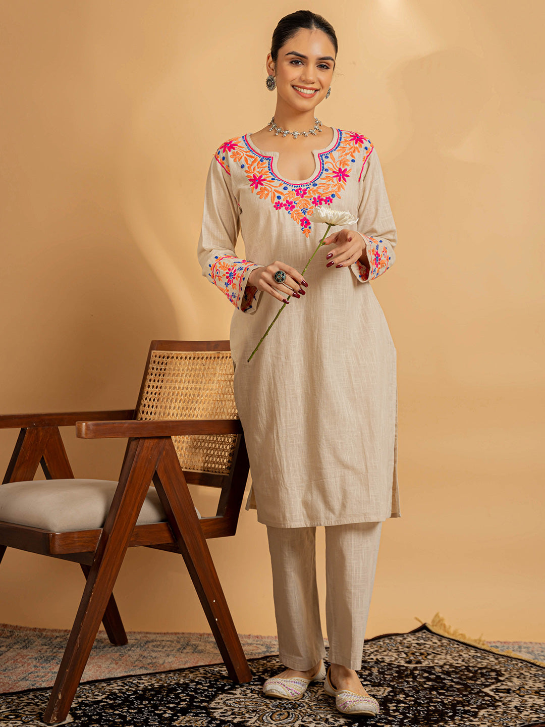 HOUSE OF KARI Floral Embroidered Chikankari Kurta With Palazzo 