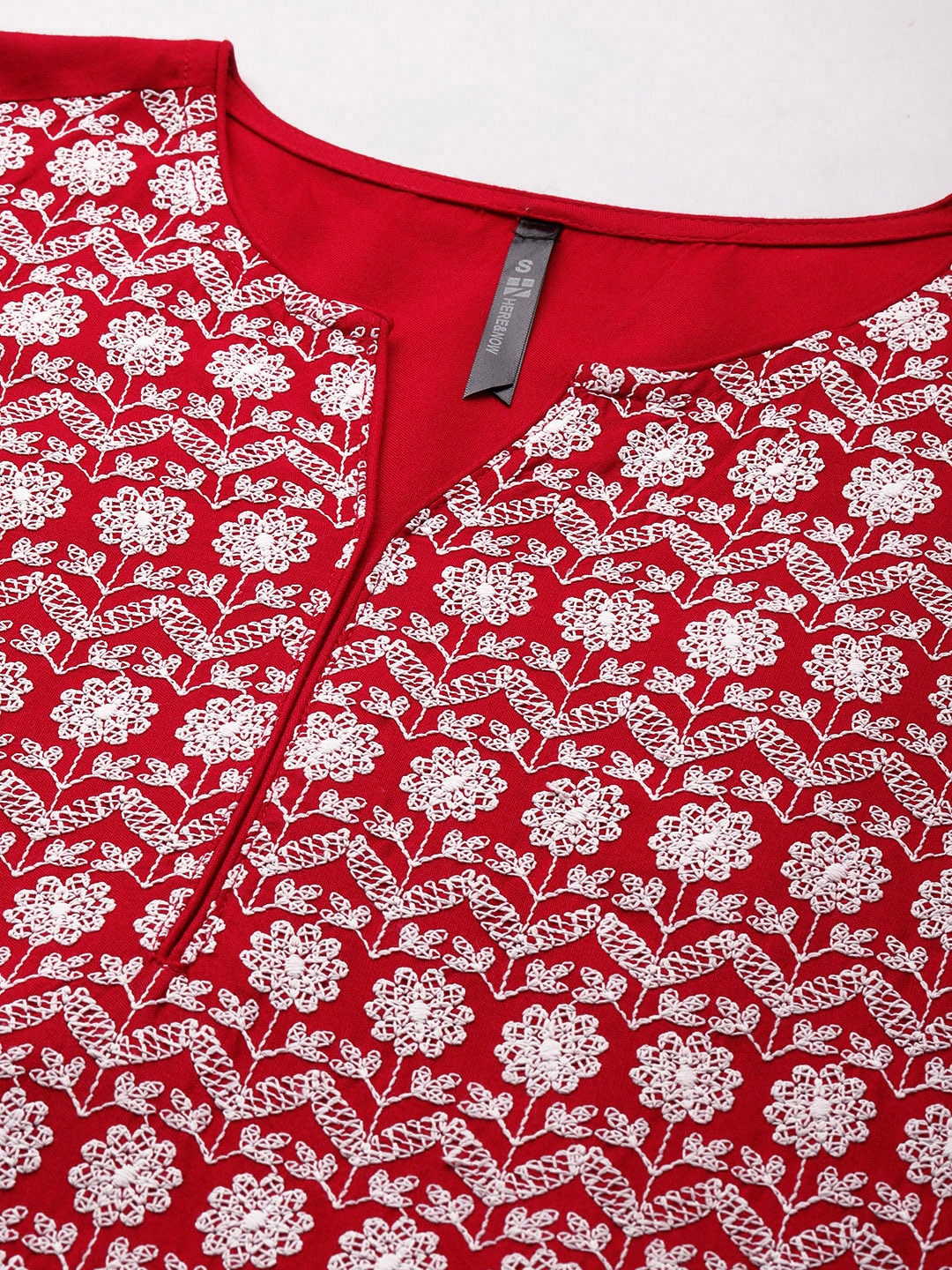 HERE&NOW Embroidered Thread Work Kurta