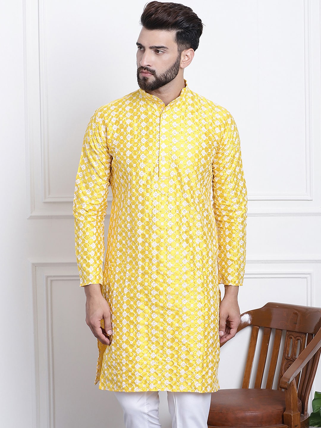 Sojanya Men Yellow & White Ethnic Motifs Embroidered Straight Kurta 