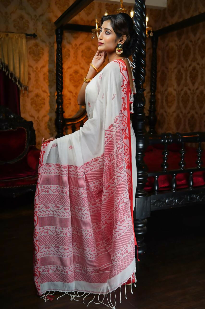 Exclusive Collection Beautiful Musrise White Pure Cotton Hand Weaving Handloom Grab2Buy With Running Blouse Piece 