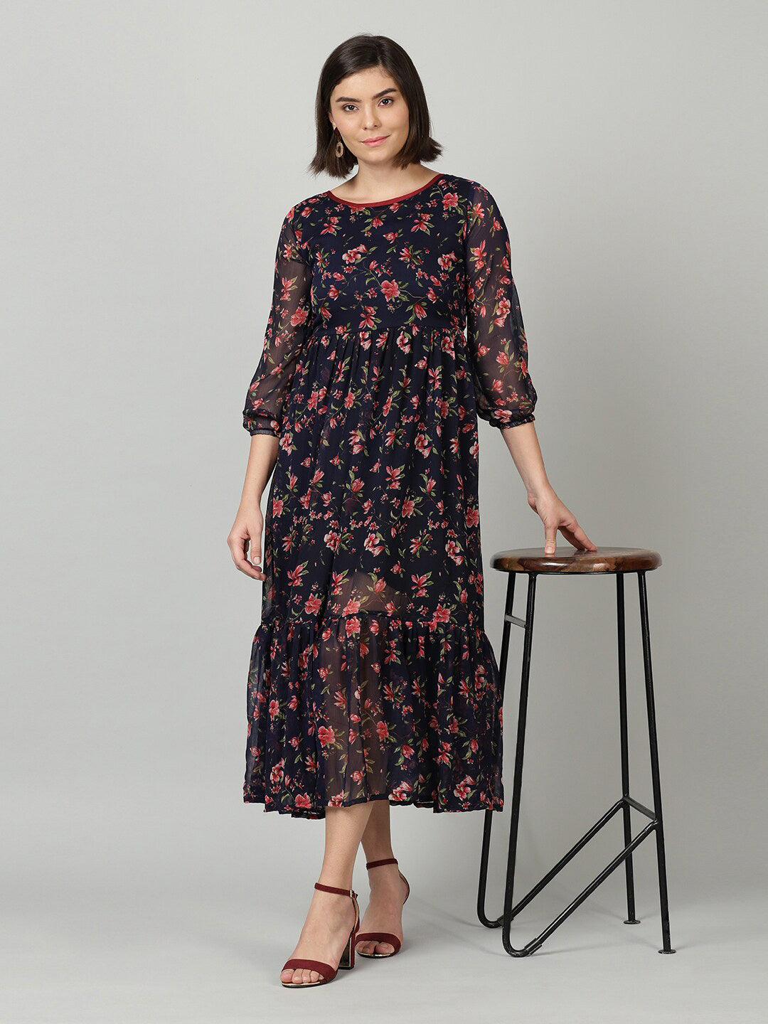 Souchii Women Navy Blue & Red Floral Chiffon A-Line Tiered Dress 