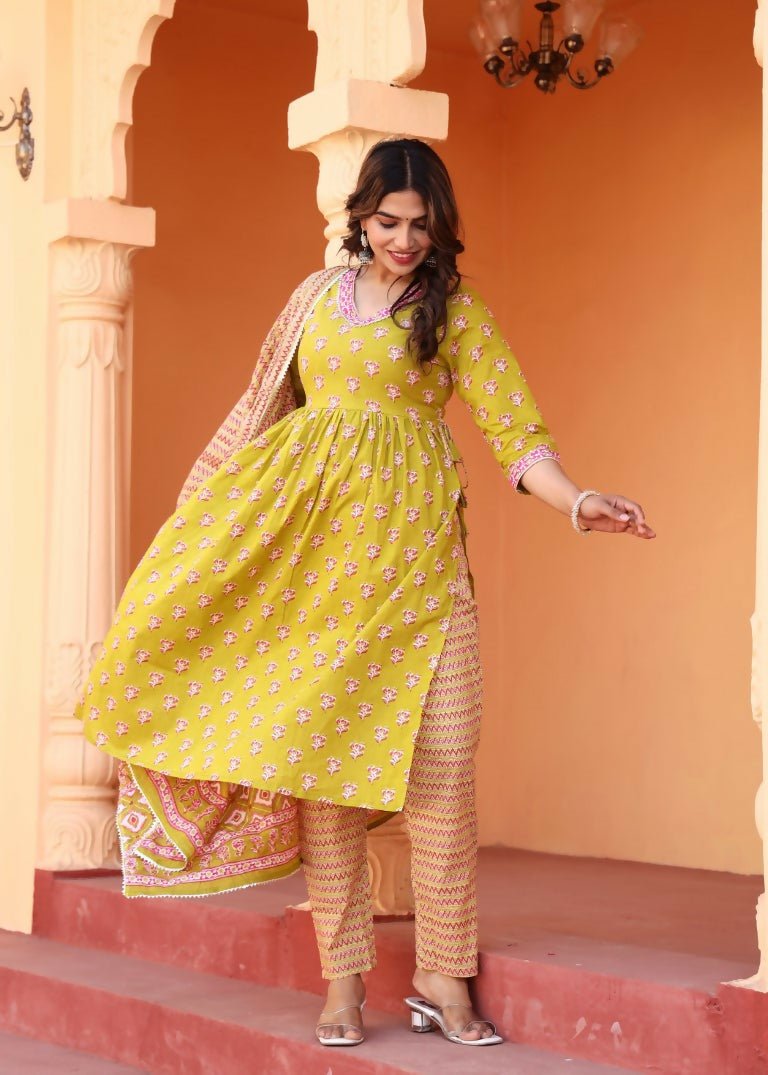 Alvano Printed Naira Cut Kurti Kurti with Pant and Dupatta Set for Women's and Girls Cotton