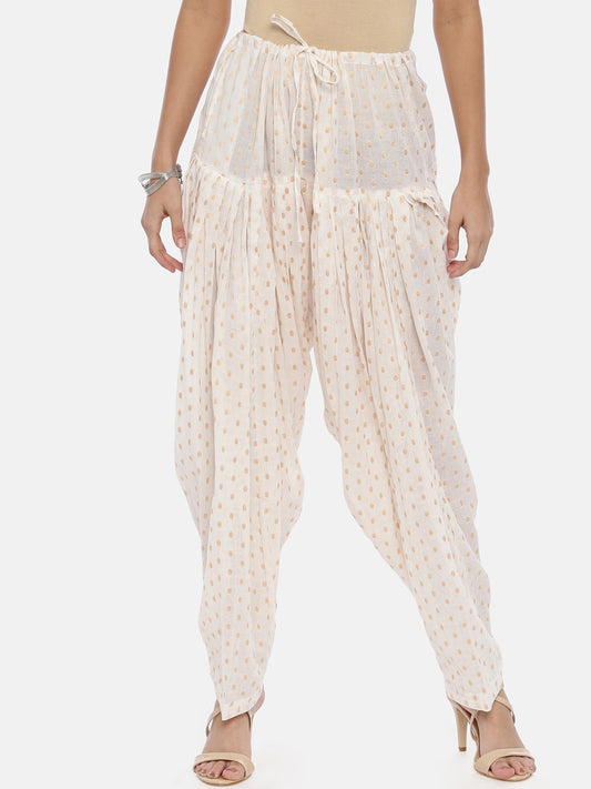 Souchii White Woven Design Patiala