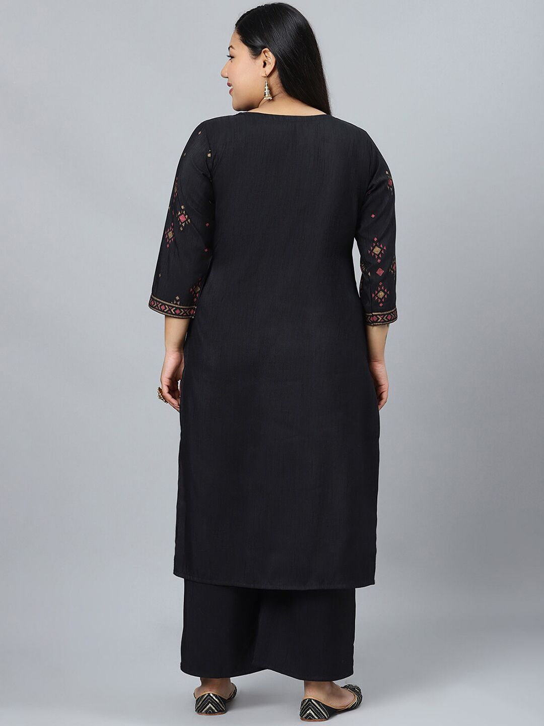 Sztori Plus Size Black Printed Keyhole Neck Straight Kurta with Palazzos
