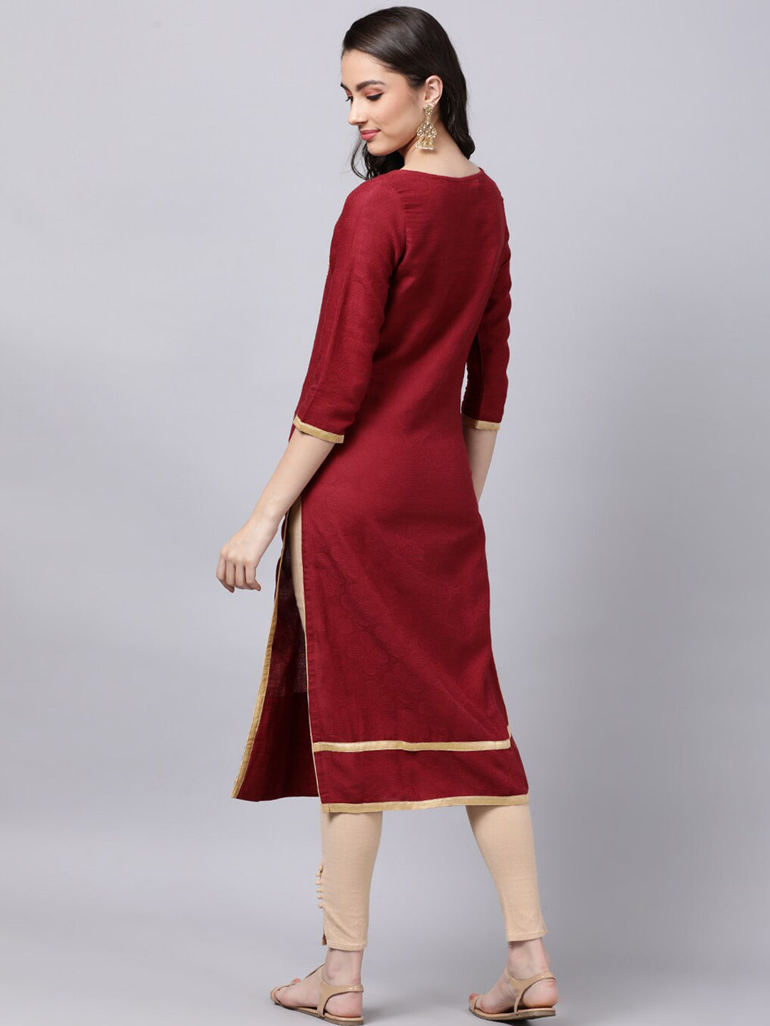 Souchii Maroon & Yellow Thread Work Grandeur & Majestic Artwork Cotton Kurta 