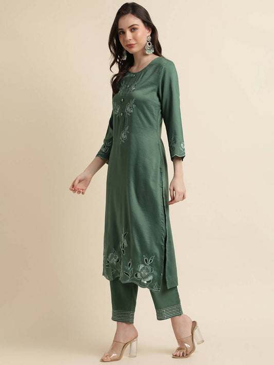 Green Chinon Silk Embroidered Straight Kurta with Trouser & Dupatta - Salimar