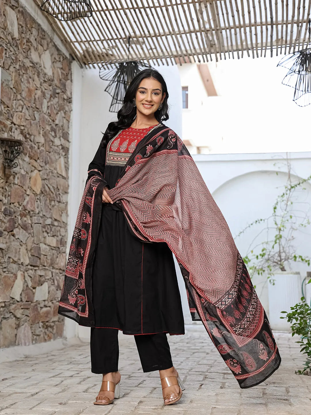 Yufta Black Cotton A Line Gathered Or Pleated Kurta Dupatta Set