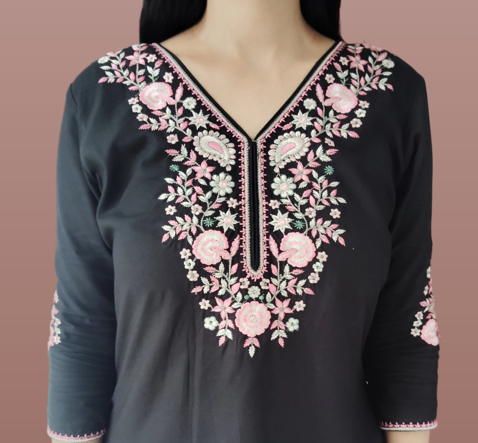 Jaitra Apparels Women Printed Pure Cotton Straight Kurta (Black)
