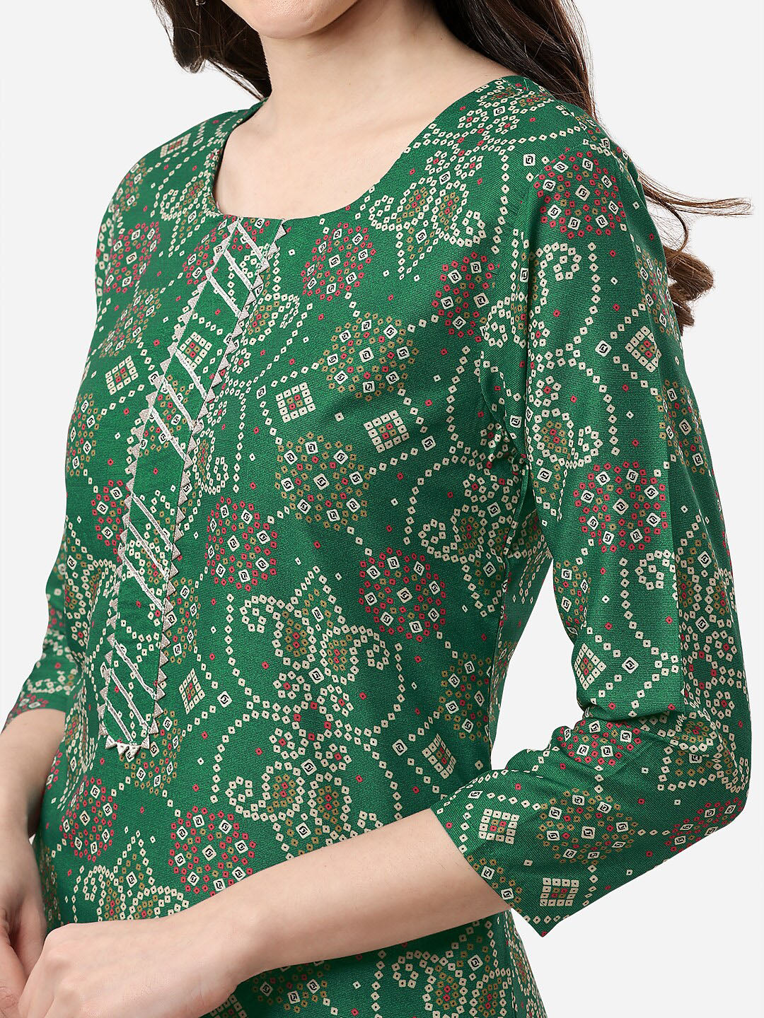 HERE&NOW Women Green Bandhani Printed Gotta Patti Pure Silk Kurta with Trousers