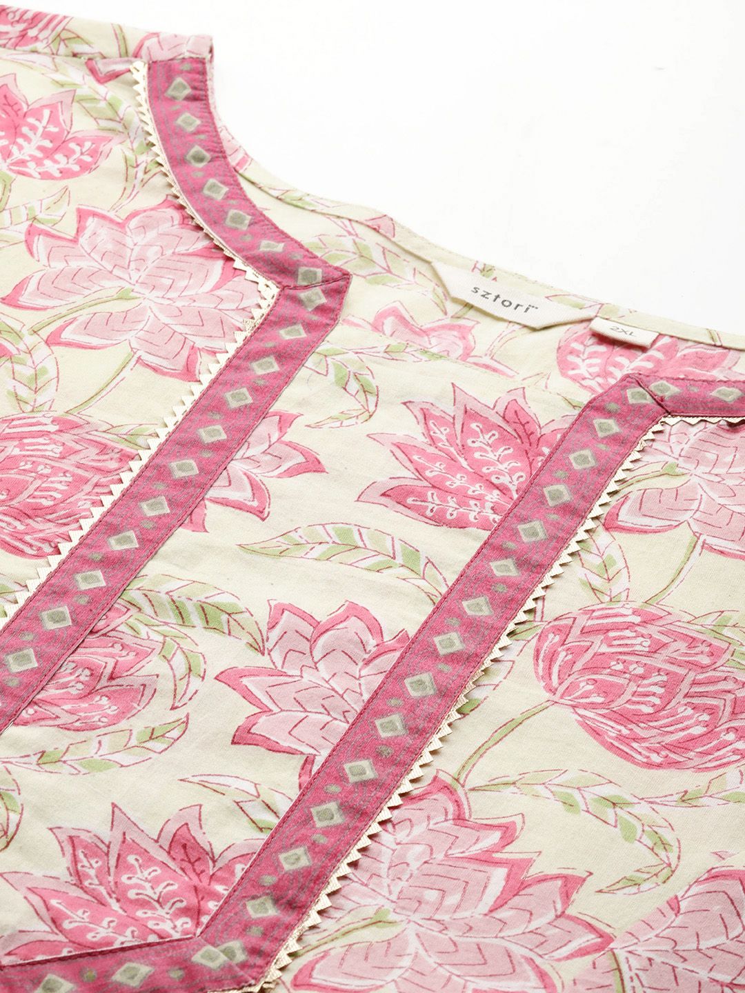 Sztori Plus Size Cotton Floral Print Gotta Patti Kurta