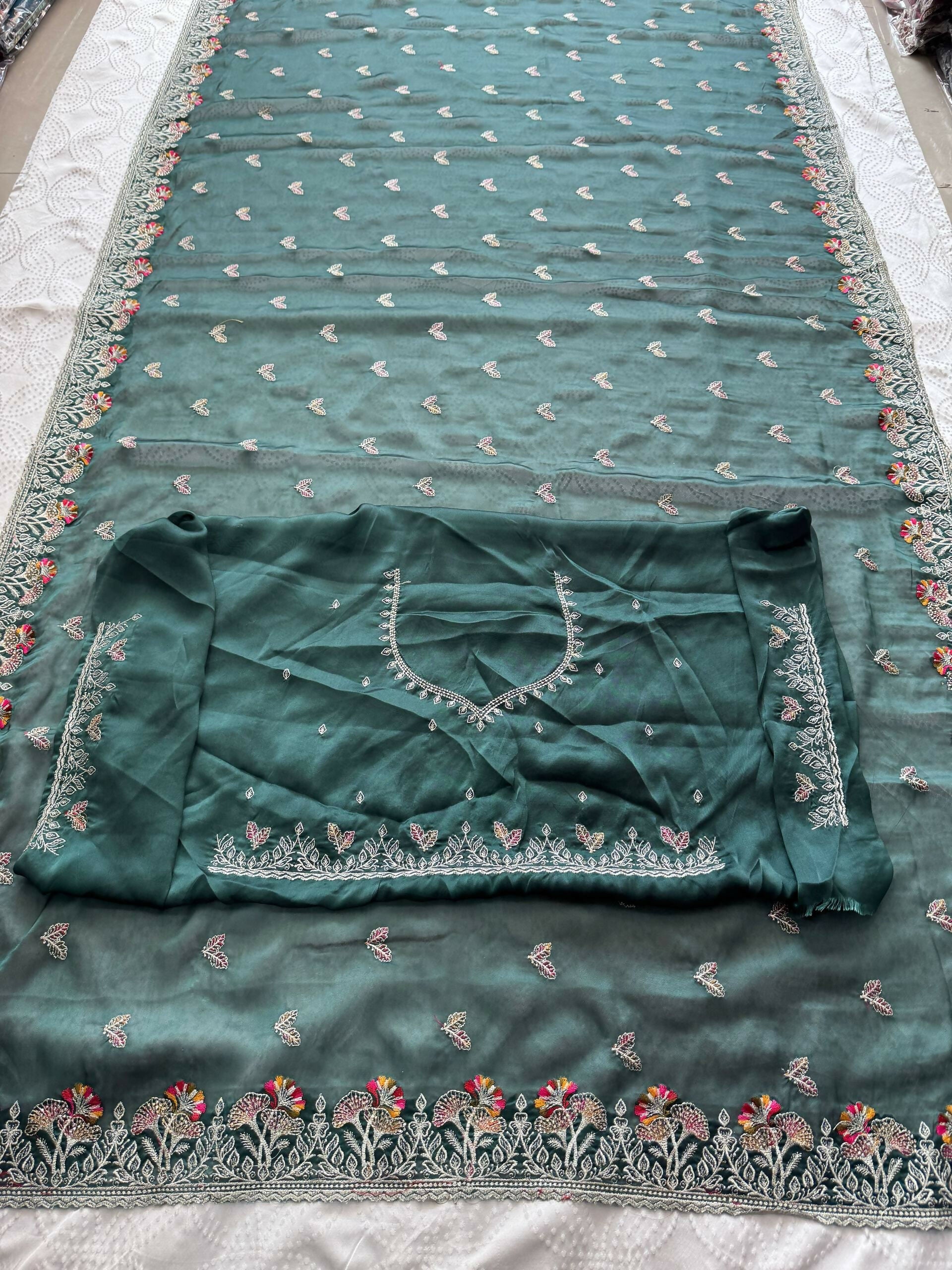 Teeya Creation New Trendy Stylish Party Wear Silk Saree-Green