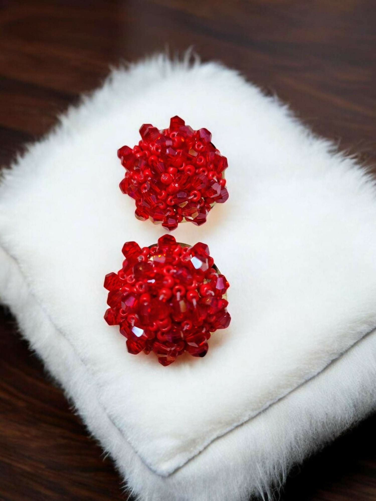 Inhanns Small Statement Studs Earrings - Red