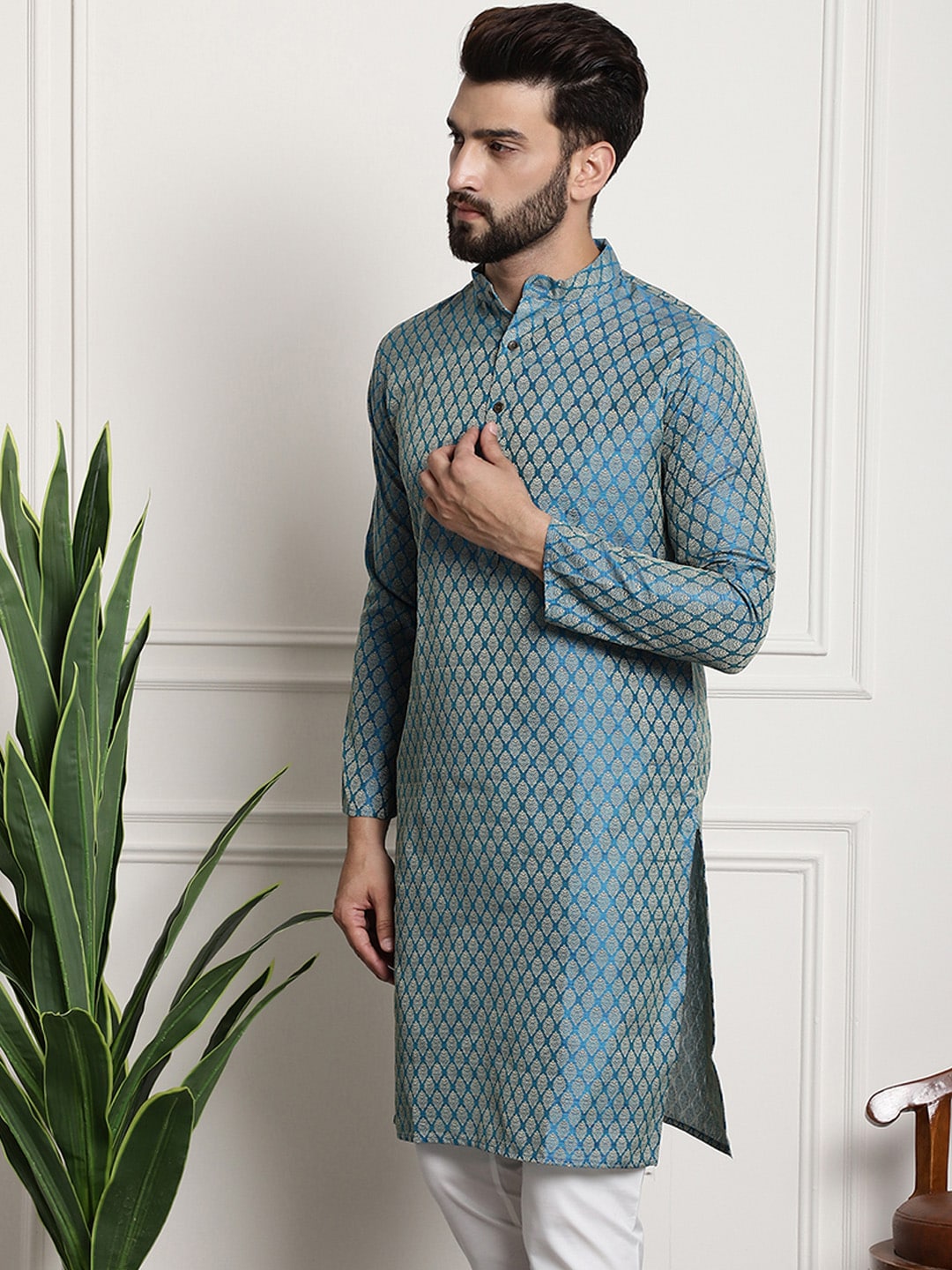 Sojanya Men Blue & Beige Ethnic Motif Printed Jacquard Silk Kurta 