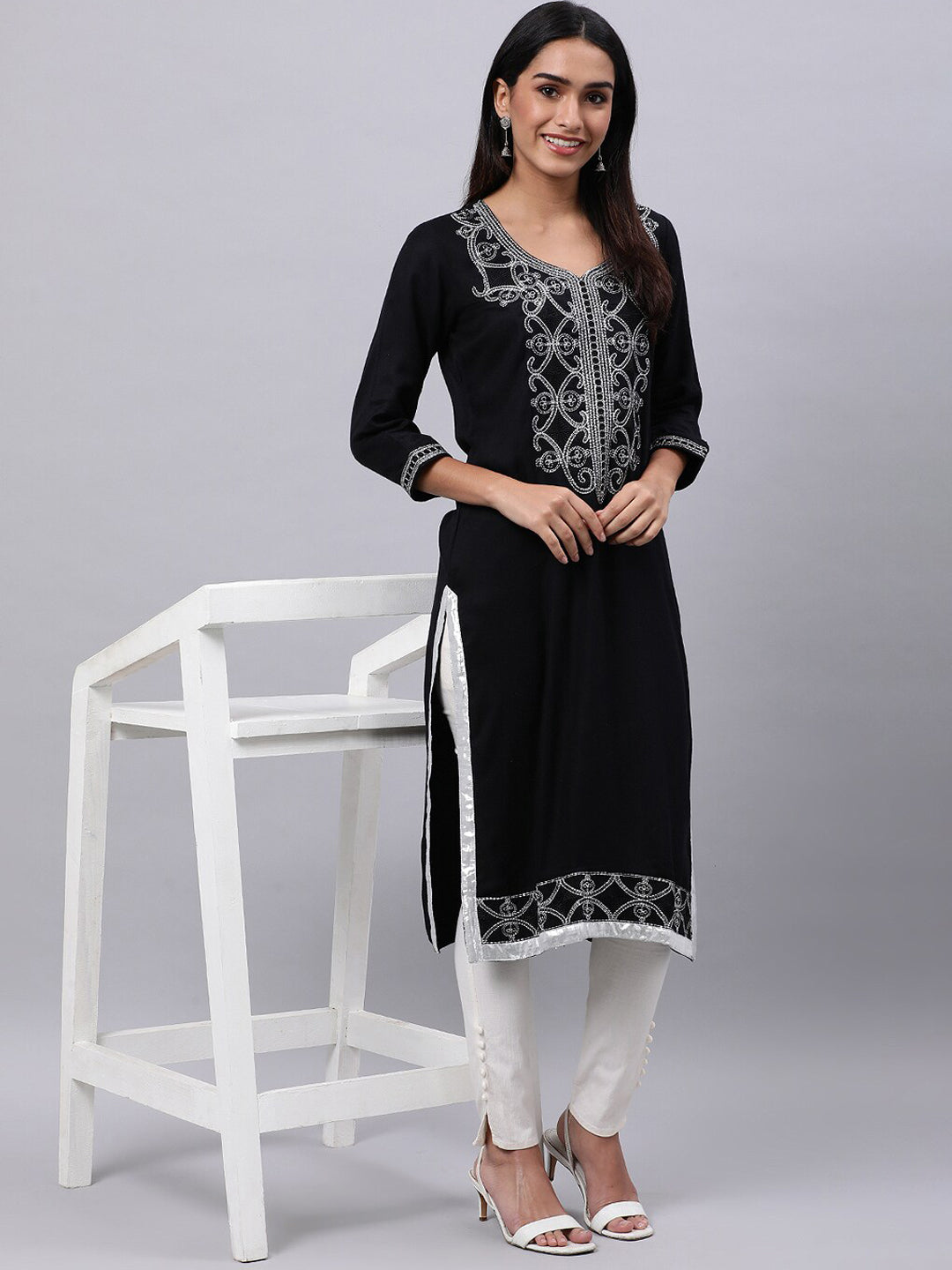 Souchii Women Black Ethnic Motifs Yoke Design Thread Work Kurta 
