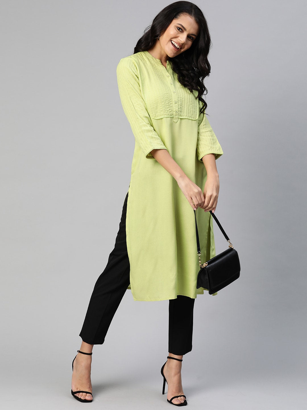 HERE&NOW Women Green Pintuck Yoke Design Straight Kurta