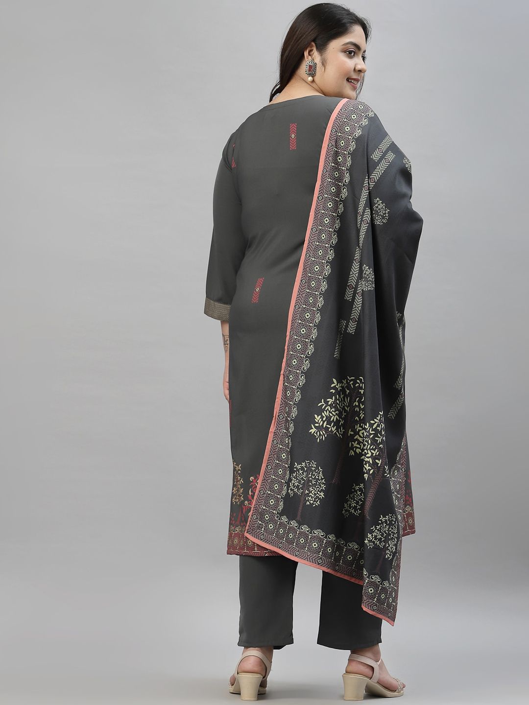 Sztori Plus Size Ethnic Motifs Printed Kurta With Trousers & Dupatta