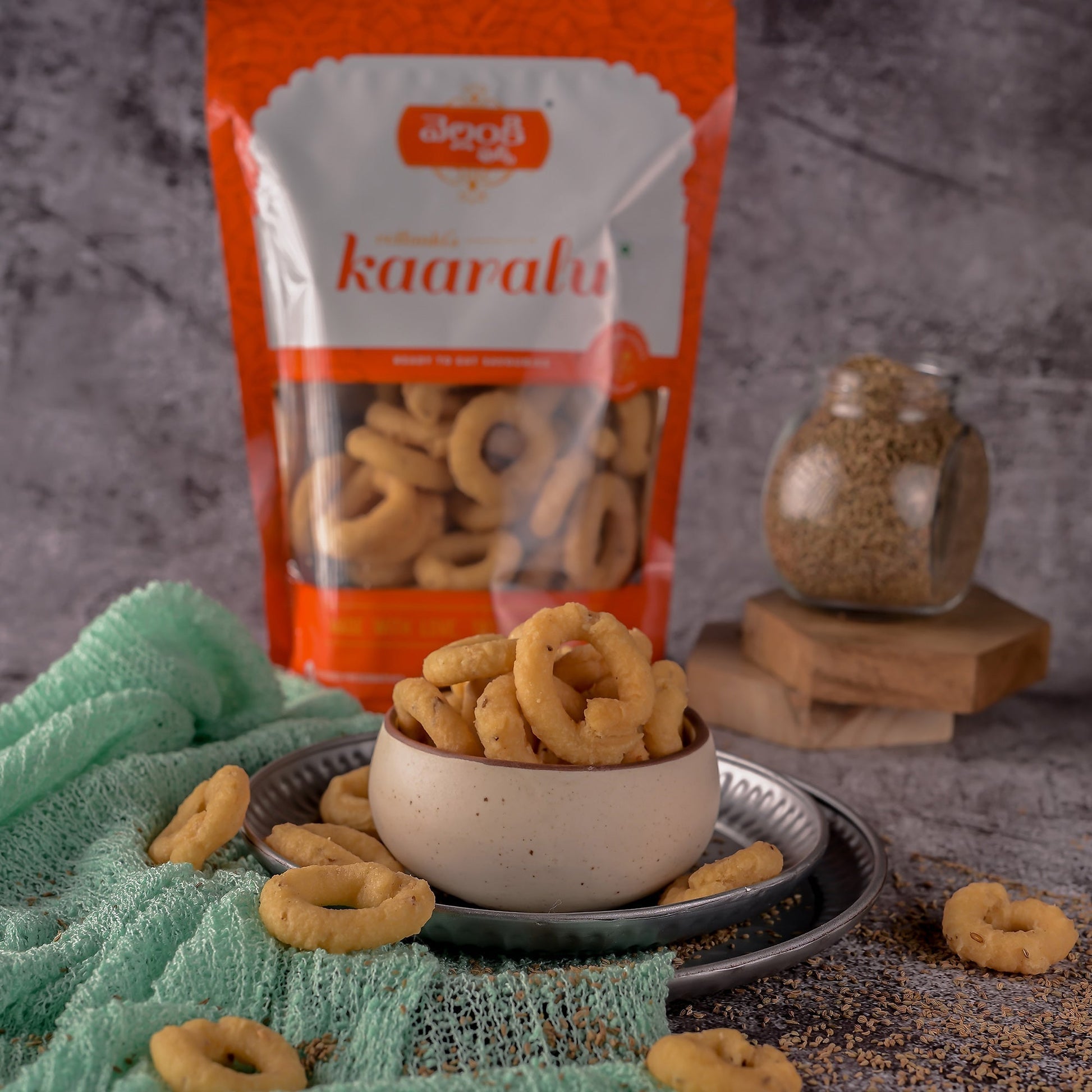 Vellanki Foods Chegodi Small | South Indian Snacks | Chinna Chekodilu / Chegodi | Ring Murukku 