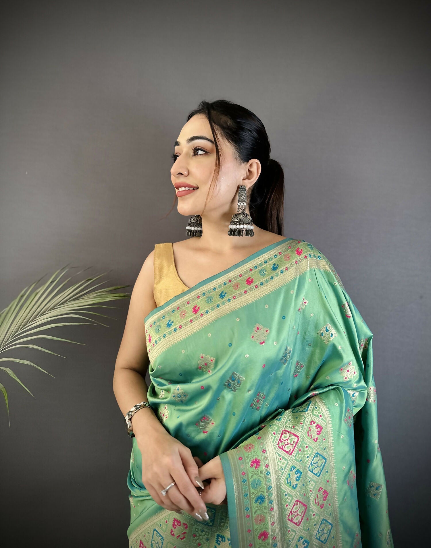 Joban Fashion Sea Green Geometric Pattern Soft Silk Patola Saree