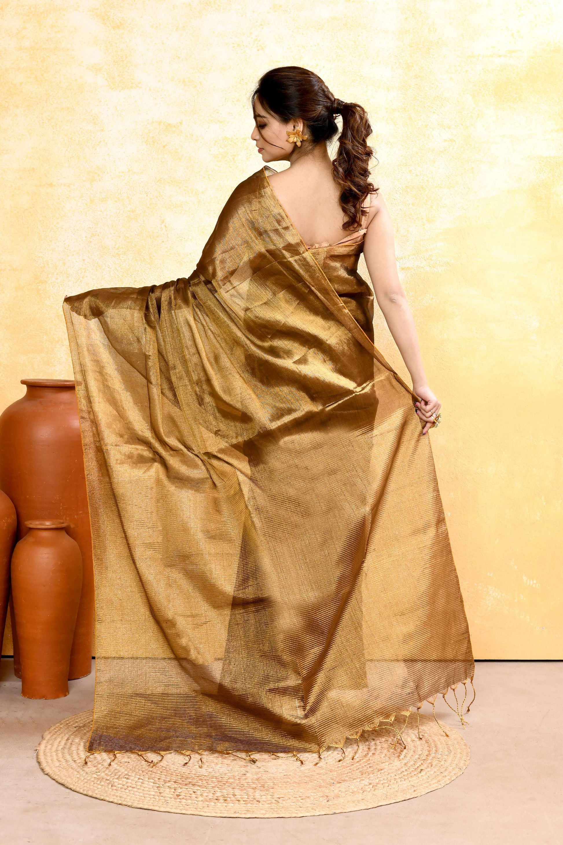 Piyari Fashion Women's Gold Dual Tone Organic Tissue Saree With Blouse Piece