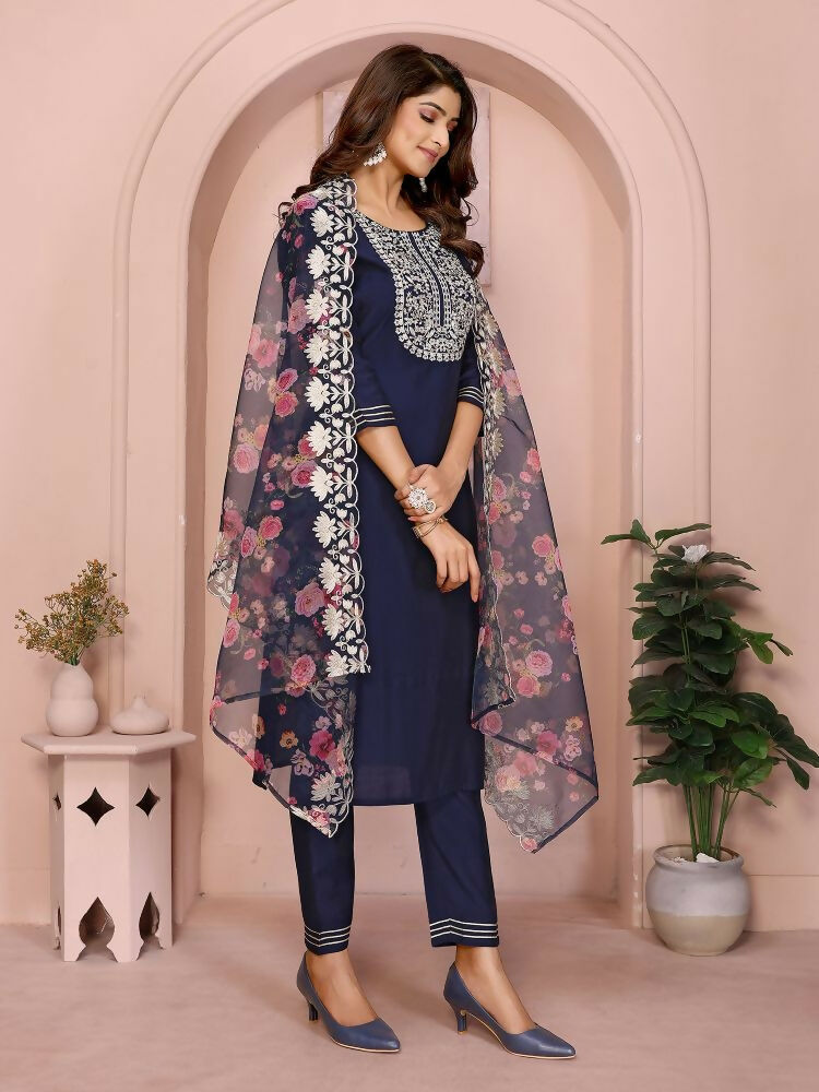 Joban Fashion Women Navy Blue Roman Embroidery Stitched Kurta Set