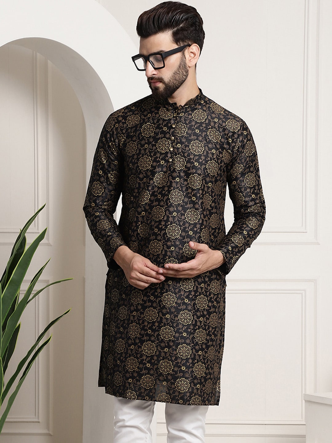 Sojanya Men Black & Brown Ethnic Motifs Printed Kurta 