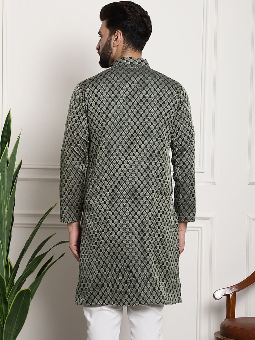 Sojanya Men Green & Beige Jacquard Silk Kurta 