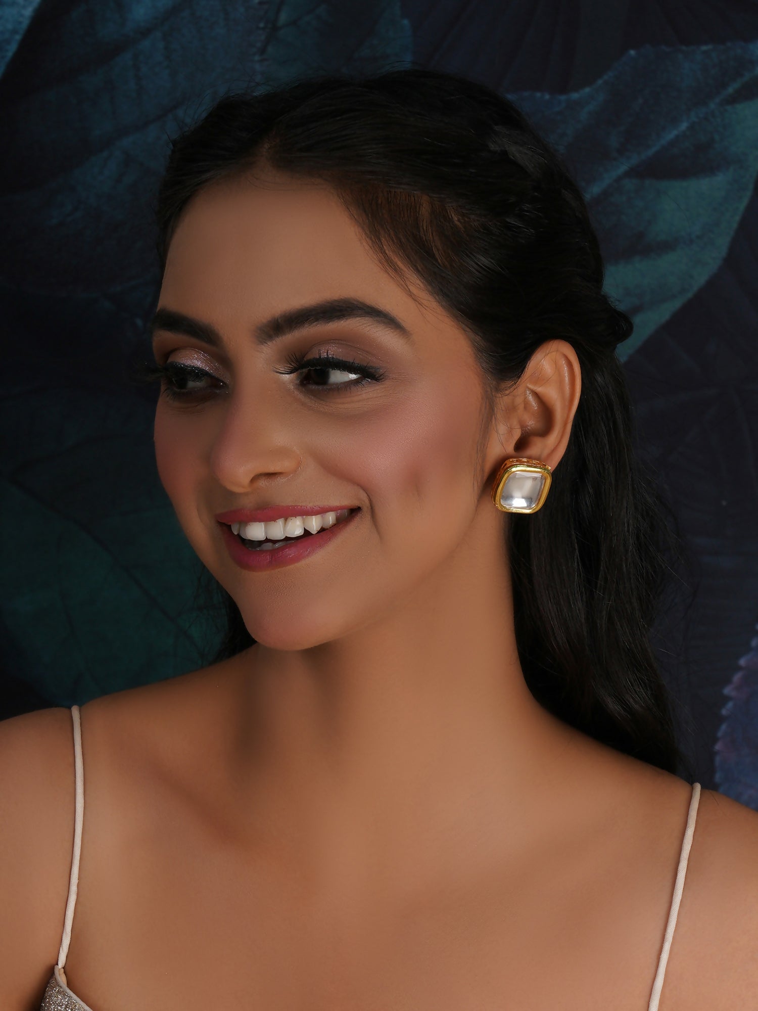 Kundan Studs (Gold) - Ruby Raang - Grab2buy