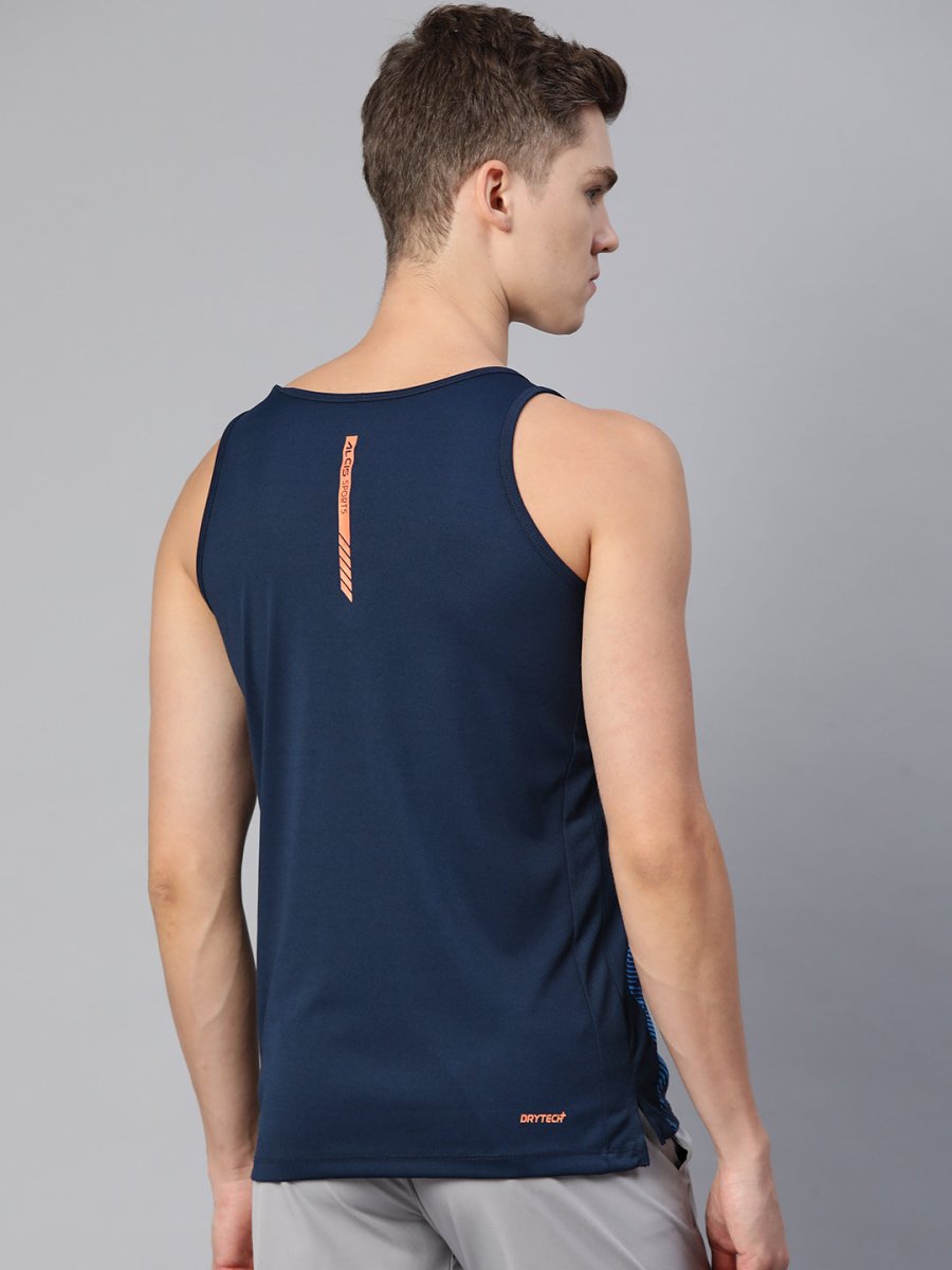 Alcis Men Printed Dry Tech Slim Fit T-shirt 