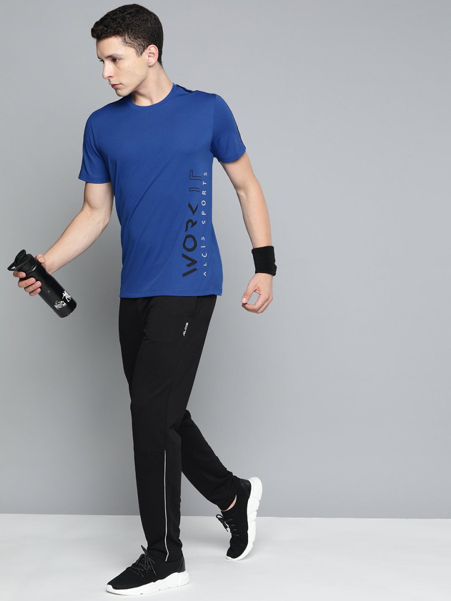 Alcis Men Typography Printed Dry Tech Slim Fit T-shirt 