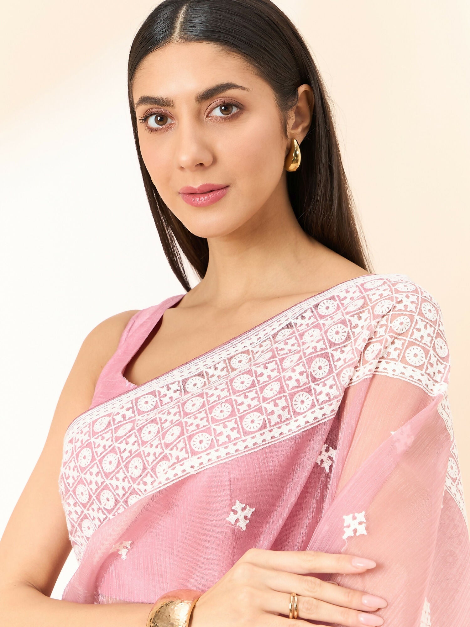 Pink Organza Geometric Embroidered Saree with Unstitched Blouse Piece - Roozal