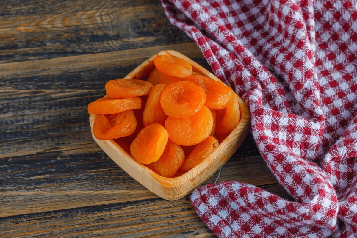 Ajfan Premium Apricots High in Nutrient and Low in Calorie Healthy Snacks 