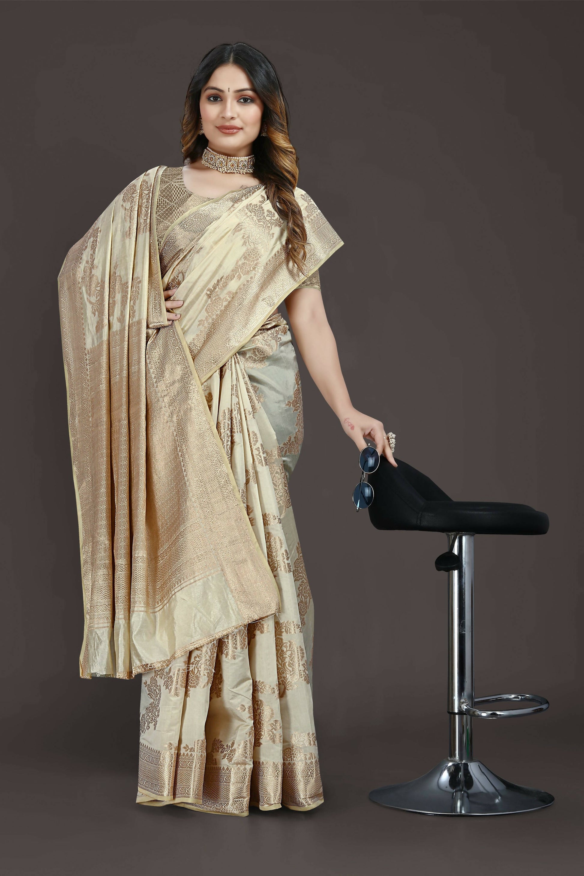 Off White Pure Raw Silk Zari Woven Saree with Unstitched Blouse Piece - Alisha