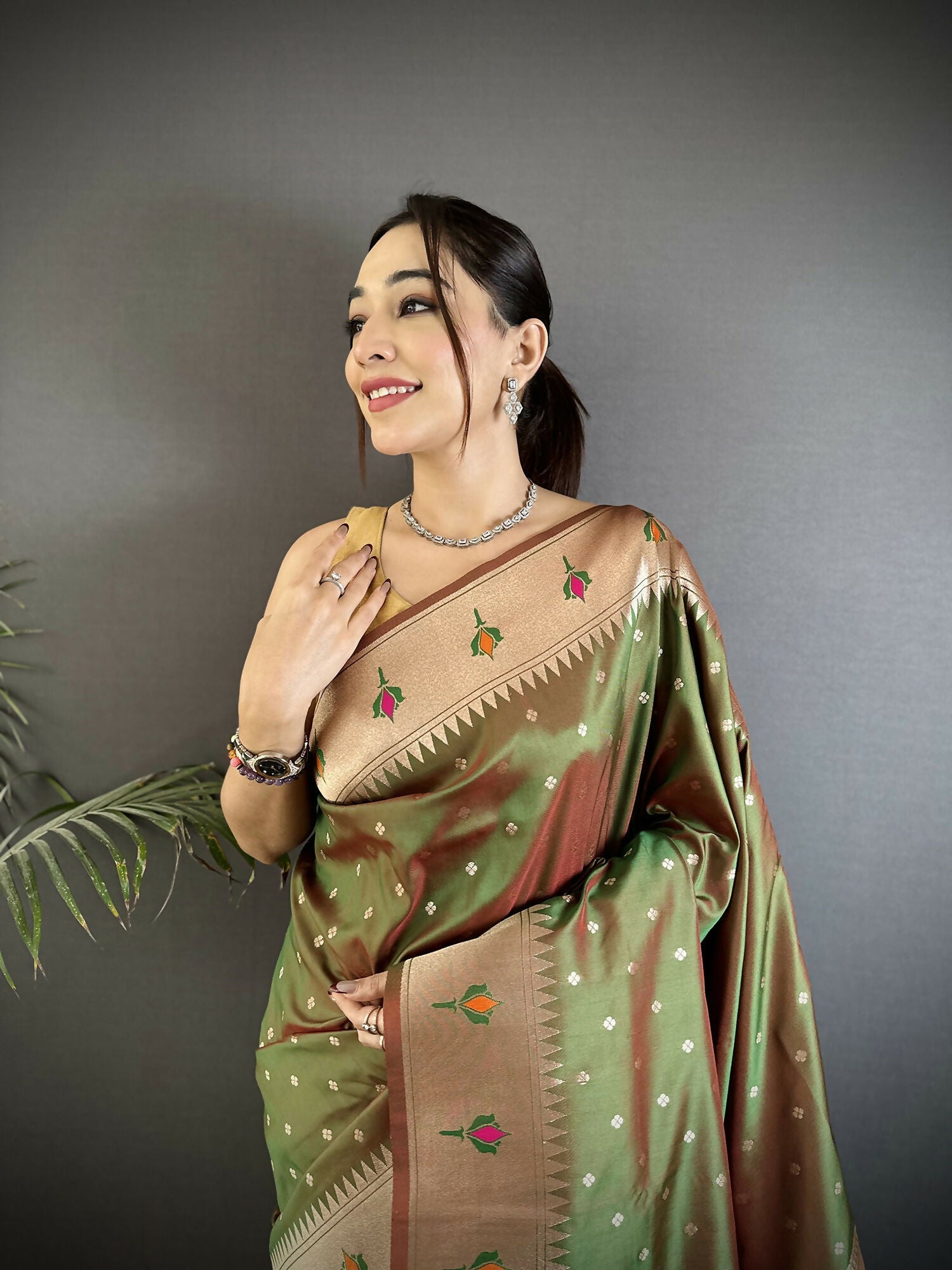 Joban Fashion Mehendi Green Peacock & Floral Motifs Soft Lichi Silk Kanchipuram Saree
