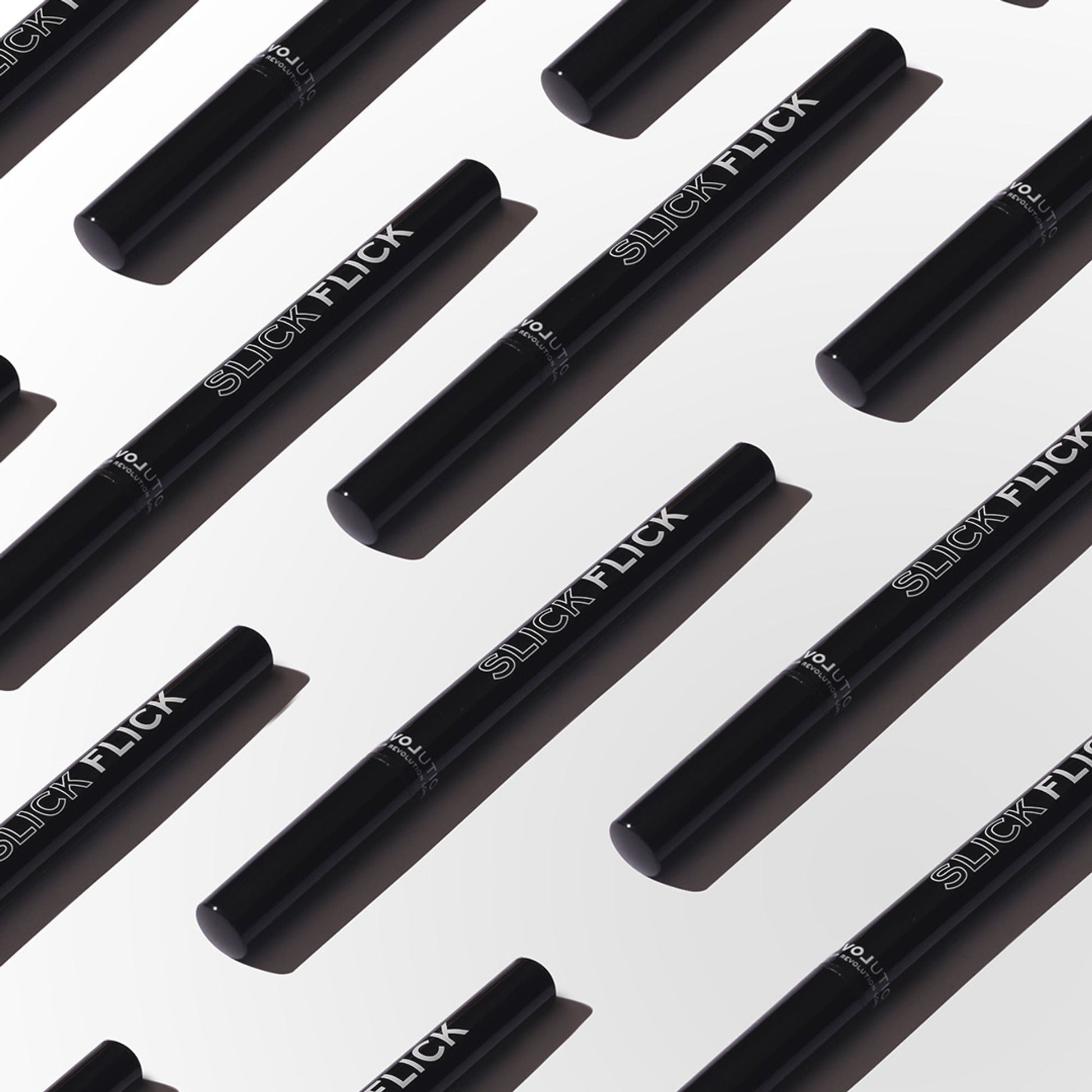 Relove Slick Flick Eyeliner Black