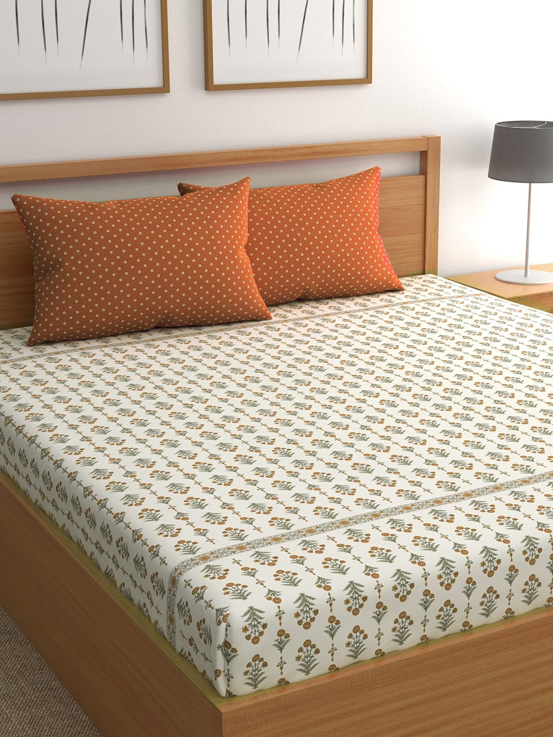 CHHAVI INDIA Cream-Coloured & Orange Floral Ultra Soft 210 TC Bedsheet with Pillow Covers 