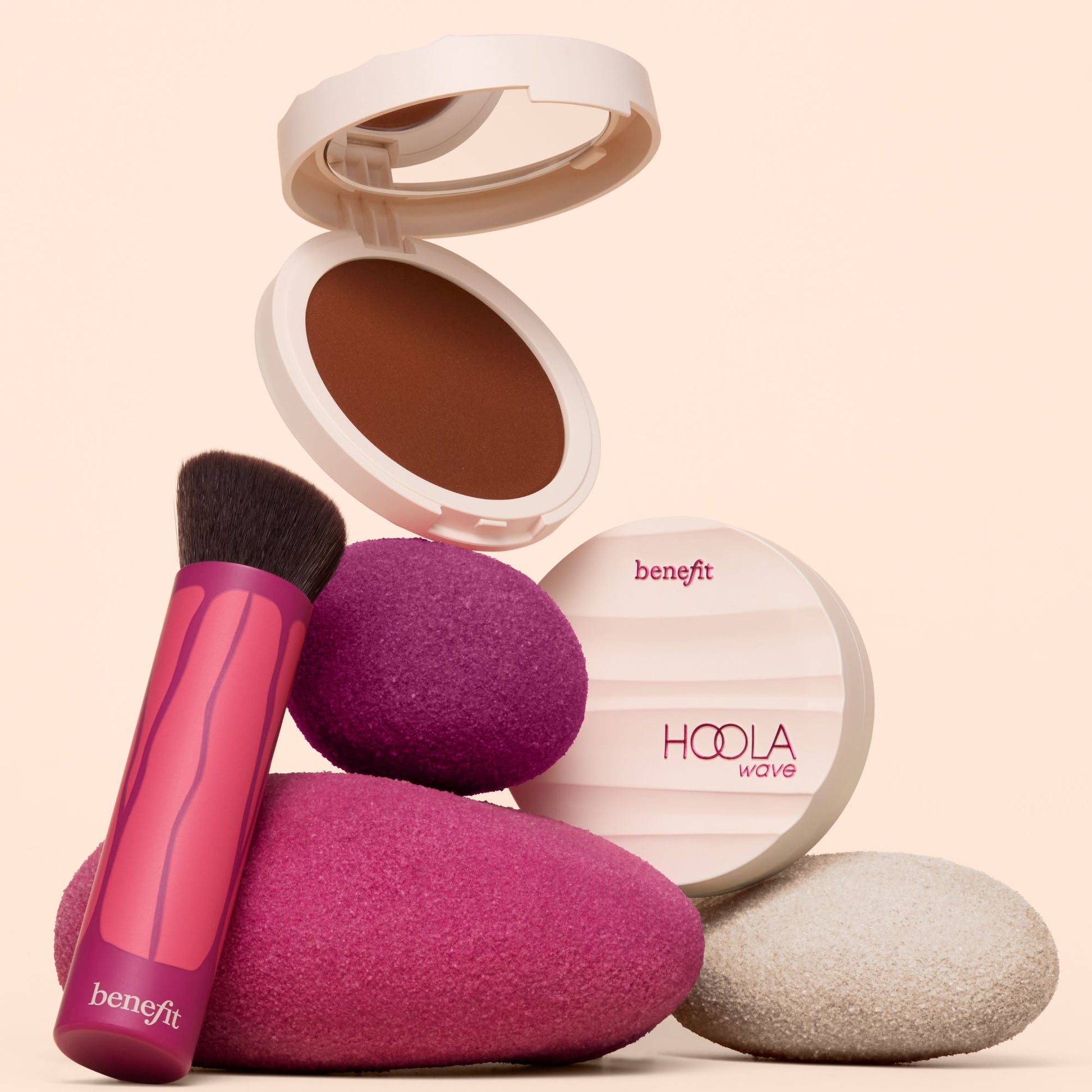 Benefit Cosmetics Hoola Wave Cream Bronzer Balm Creamy Bronzing Balm - Medium Deep