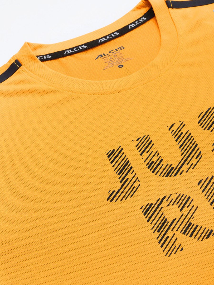 Alcis Men Typography Printed Anti Static Slim Fit Sports T-shirt 