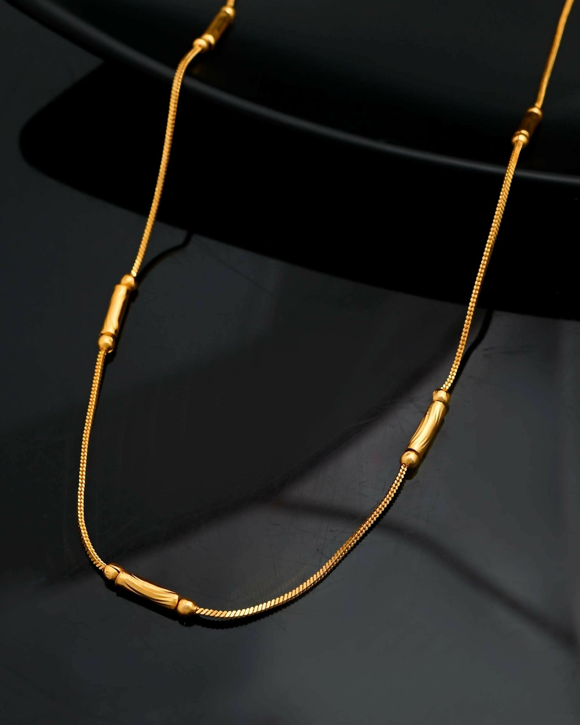 VOJ Gold-Polished Designer Chain With Gold Pipe 