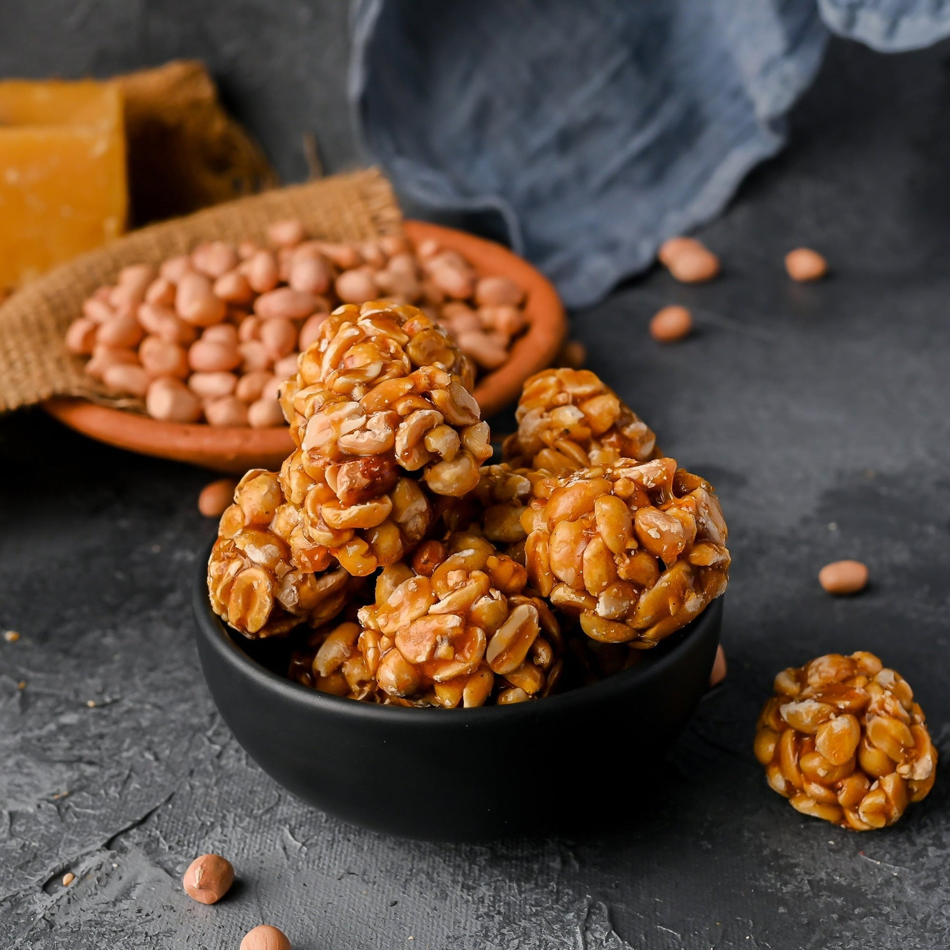 Vellanki Foods - Groundnut Laddu / Chikki Vundalu 