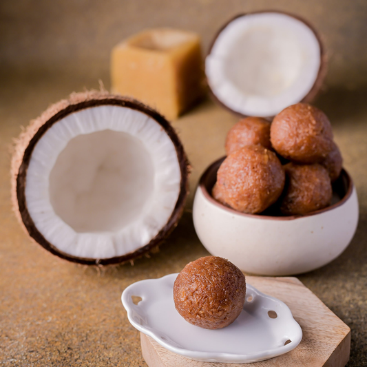 Vellanki Foods - Coconut Laddu / Kobbari Vundalu - Grab2buy