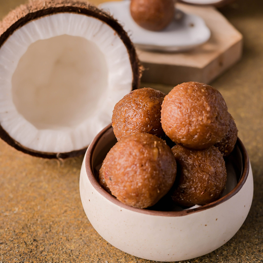 Vellanki Foods - Coconut Laddu / Kobbari Vundalu - Grab2buy