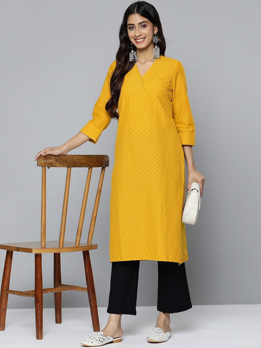 HERE&NOW Women Geometric Embroidered Kurta