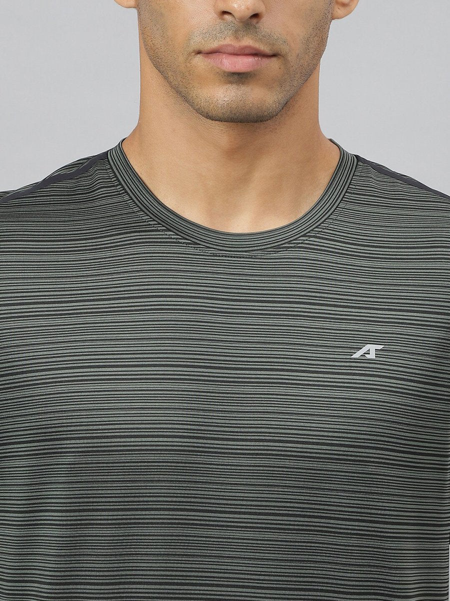 Alcis Men Stretch-X Anti-Static Slim-Fit Round Neck Running T-Shirt 