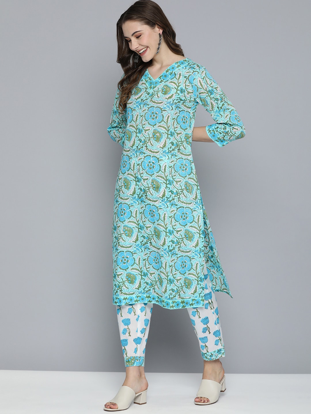 HERE&NOW Floral Printed Regular Pure Cotton Kurta with Trousers & With Dupatta