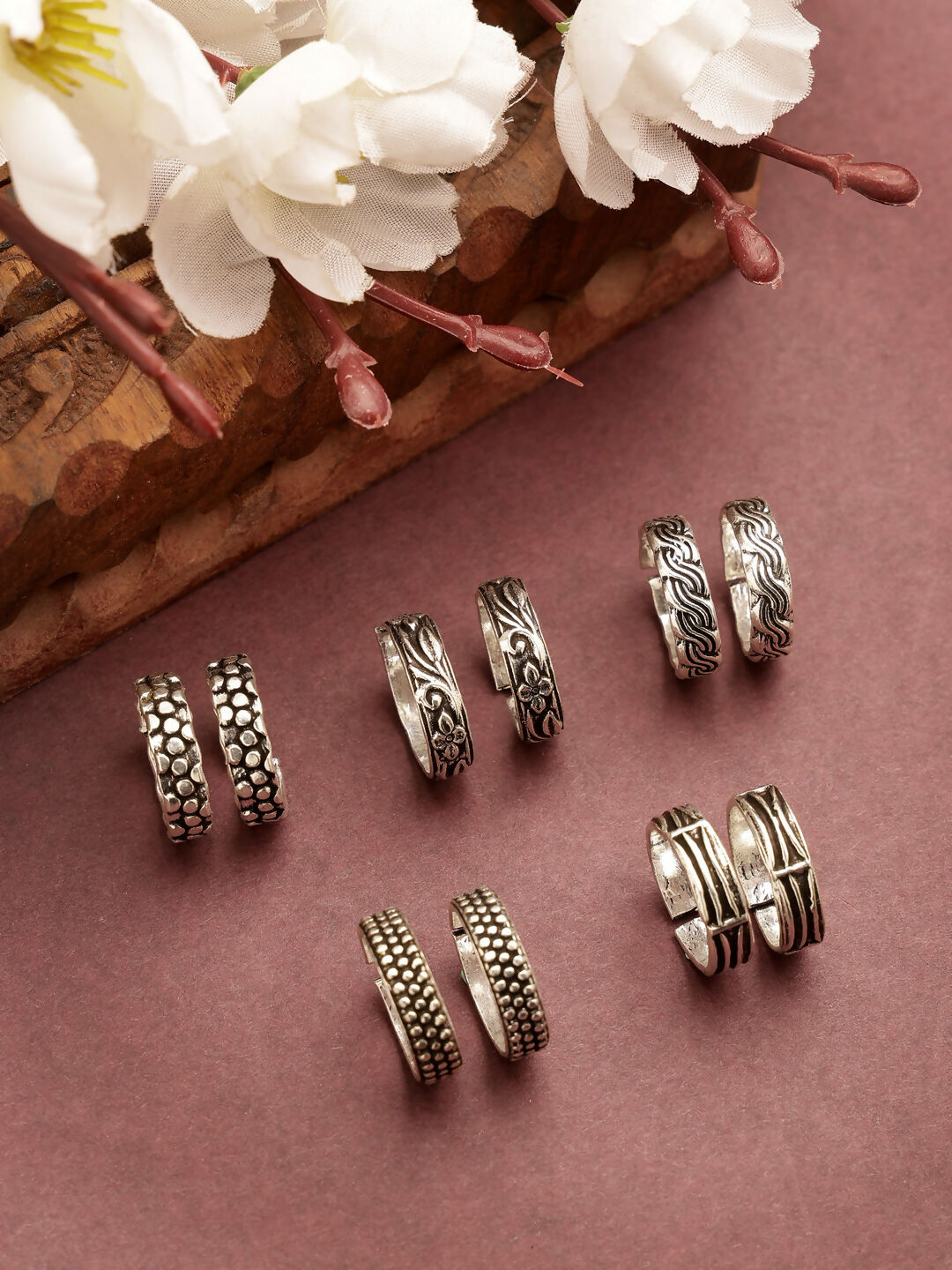 NVR Women's Set of 5 Silver-Plated German Silver Toe Ring 